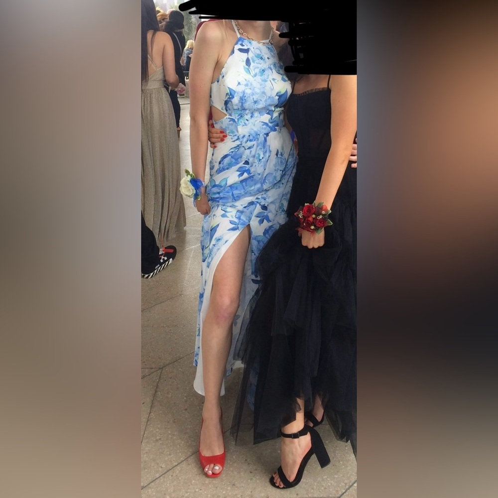 Morgan & Co. Blue and White Floral Prom Dress